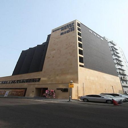 Hotel Rich Коян Екстер'єр фото
