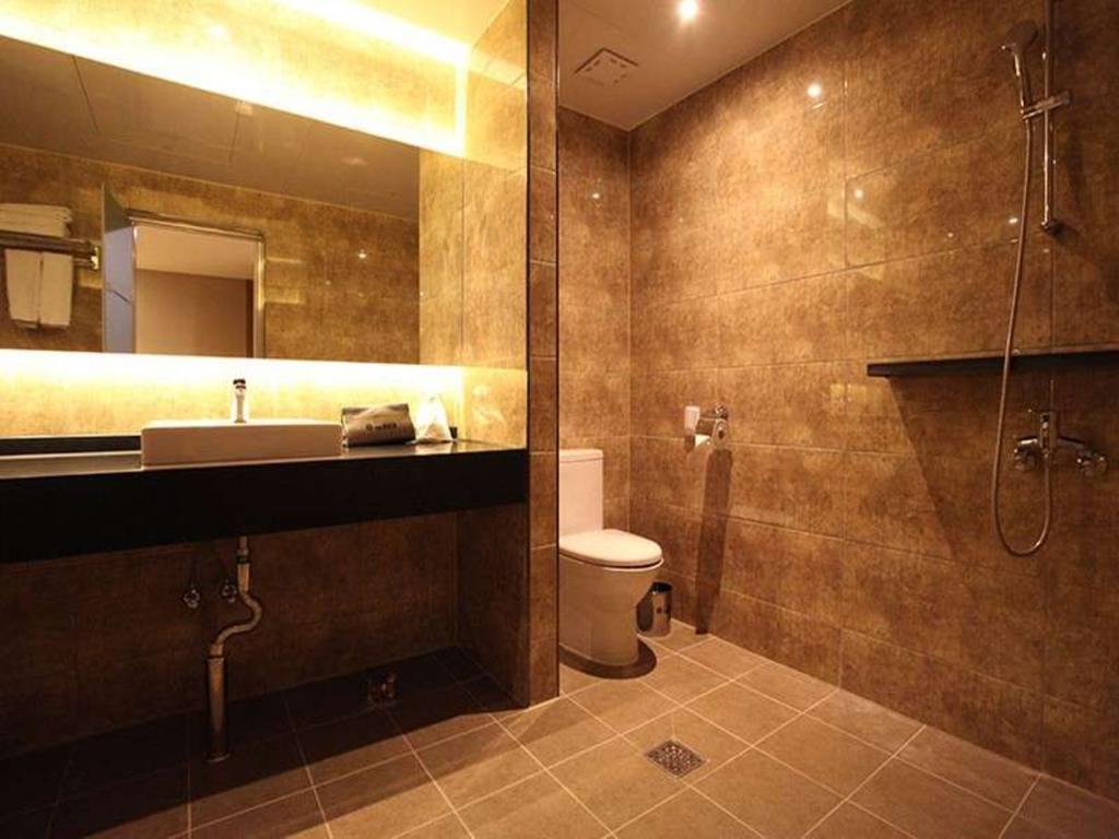 Hotel Rich Коян Номер фото