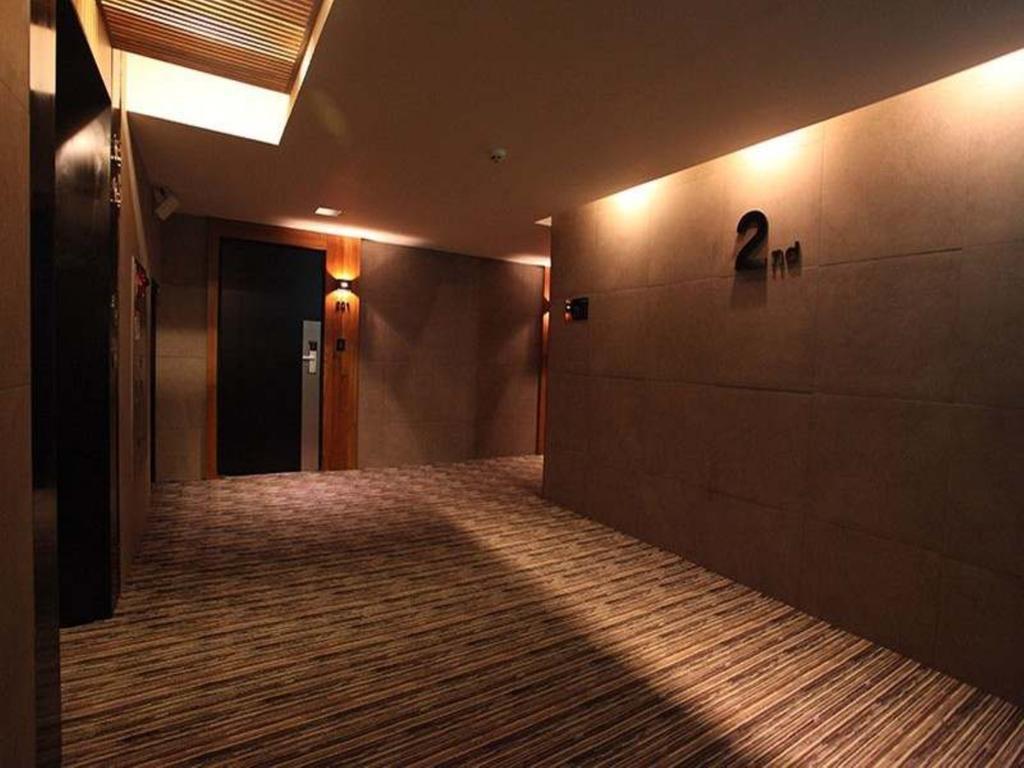 Hotel Rich Коян Екстер'єр фото