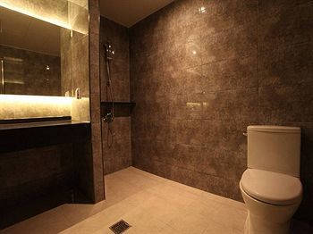 Hotel Rich Коян Екстер'єр фото